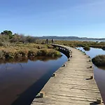 Lägenhet Parenthese Au Bord De L'etang Bages (Aude)