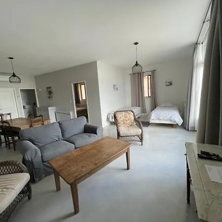 Apartment Parenthese Au Bord De L'etang *